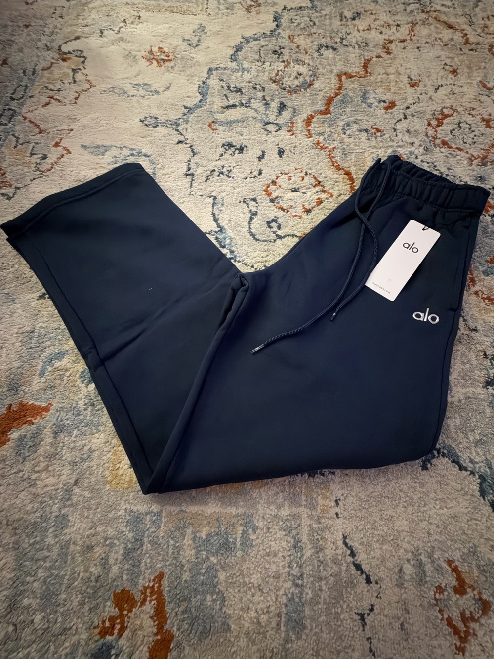 NWT Alo Yoga Matching Tracksuit Set - 1/4 Zip Pullover & Sweatpants - Picture 6 of 8